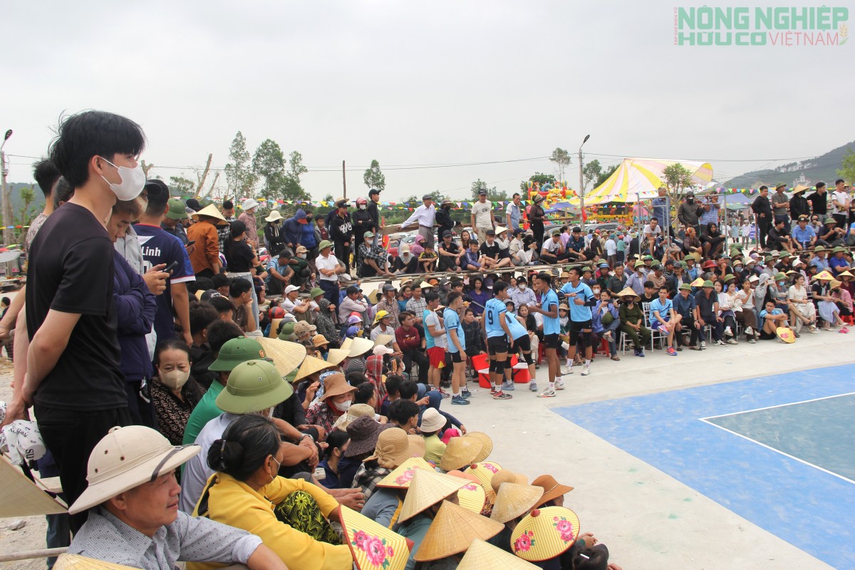 Trang trọng khai hội Đền Canh, xã Bình Minh lần thứ nhất năm 2026