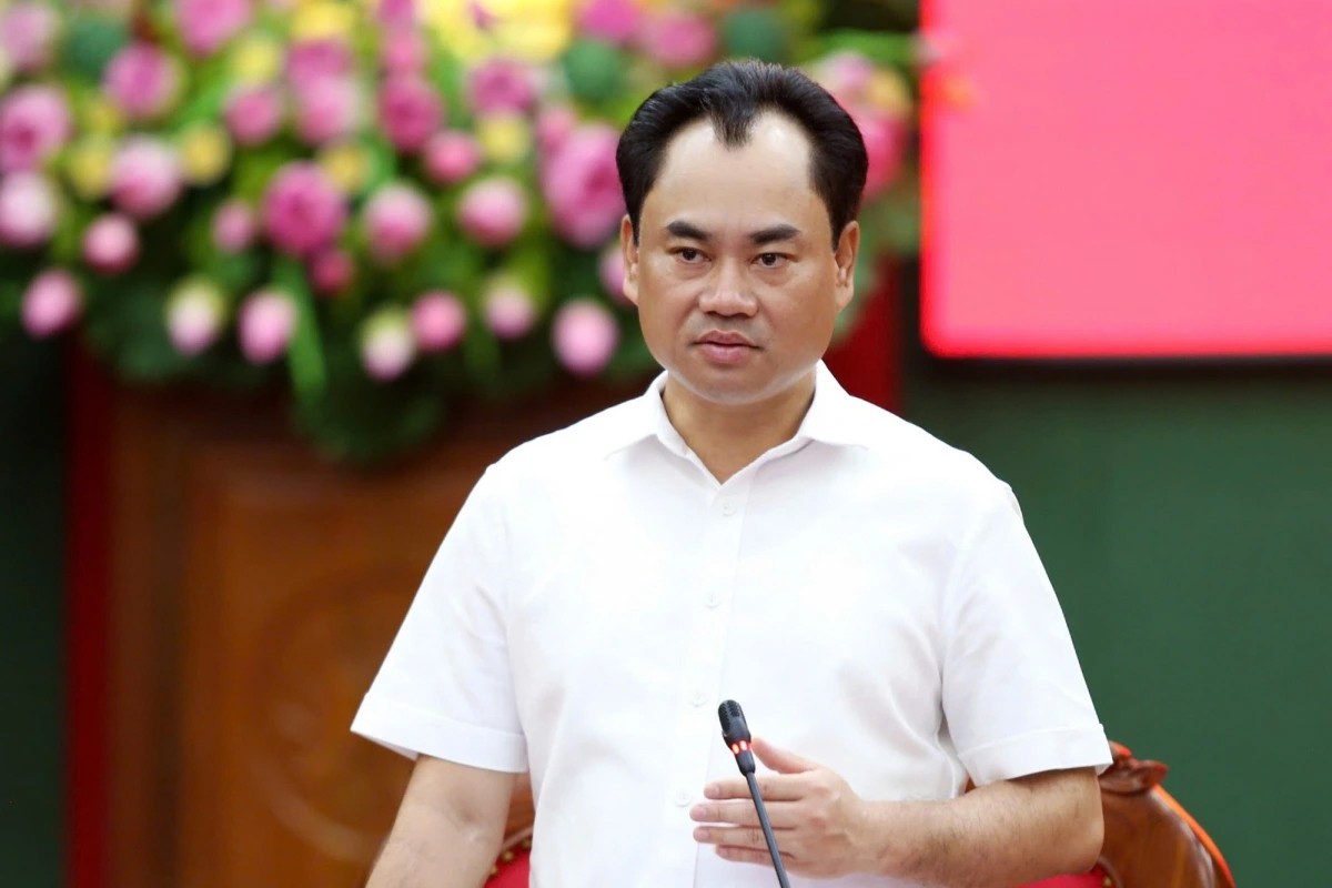 Ông Trịnh Việt Hùng giữ chức Bộ trưởng Bộ Nông nghiệp và Môi trường