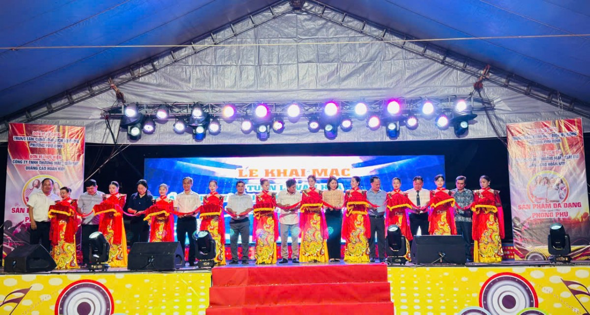 TP.HCM: Khai mạc Tuần lễ Văn hóa mua sắm và ẩm thực phường Phú Định năm 2026