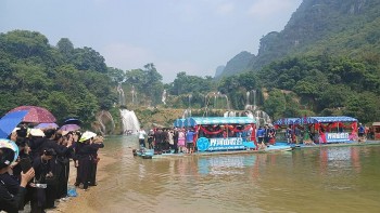 Liên hoan Tiếng hát dân ca trên sông biên giới 2026 Cao Bằng (Việt Nam) - Sùng Tả (Trung Quốc)