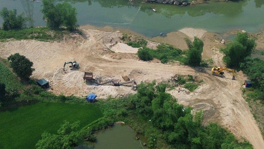 Lào Cai: Cần xử lý nghiêm vi phạm sử dụng đất nông nghiệp làm bến bãi tại xã Gia Phú