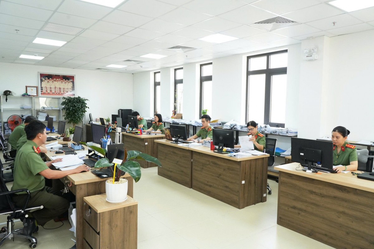 Đội Tài chính – Phòng Hậu cần Công an TP Huế làm việc nghiêm túc, khoa học, góp phần nâng cao hiệu quả công tác hậu cần.