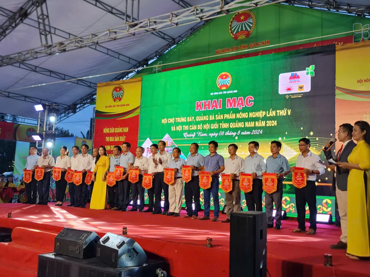 Hội Nông dân tỉnh Quảng Nam từng nhiều lần tổ chức hội chợ trưng bày, giới thiệu sản phẩm nông nghiệp trước khi sáp nhập.