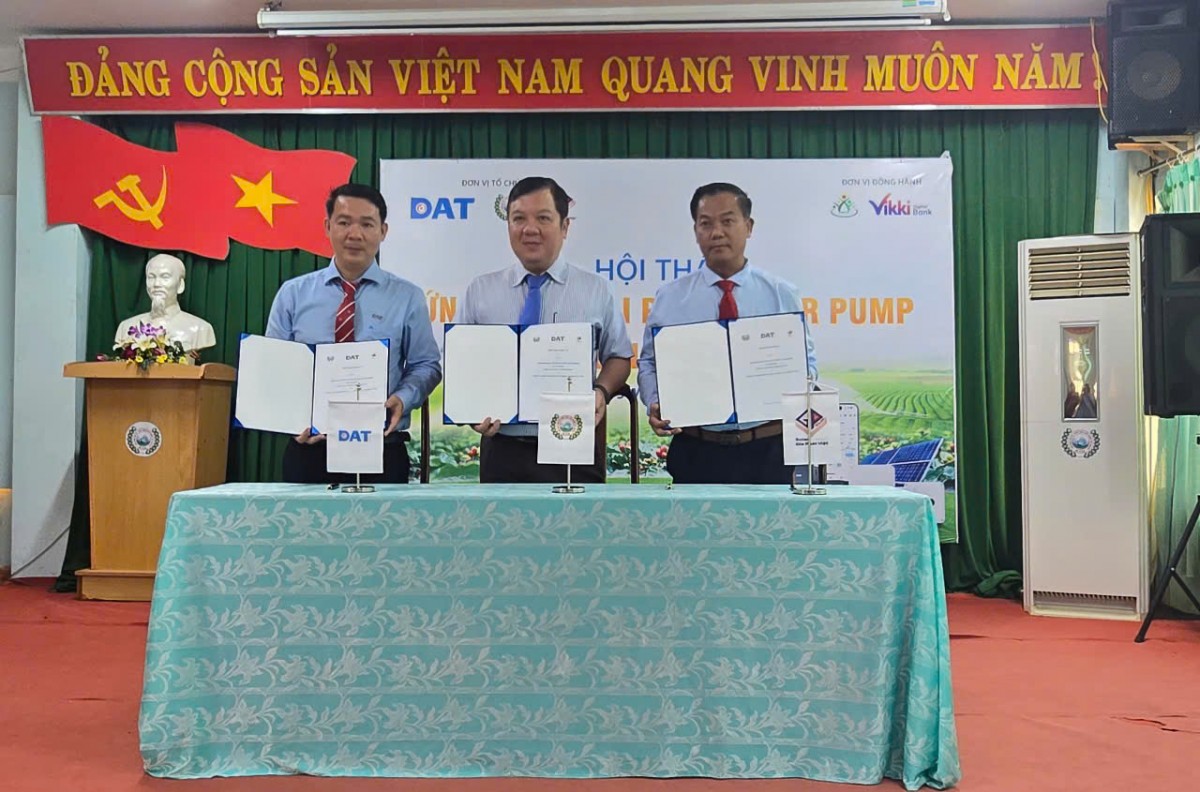 Ký kết hợp tác thúc đẩy ứng dụng giải pháp bơm năng lượng mặt trời trong nông nghiệp