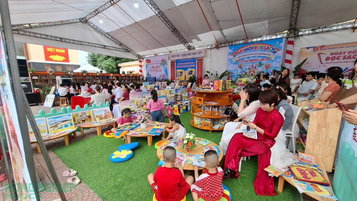 Sôi nổi Khai mạc Ngày Sách và Văn hóa đọc Việt Nam 21/4 tại Vĩnh Bảo