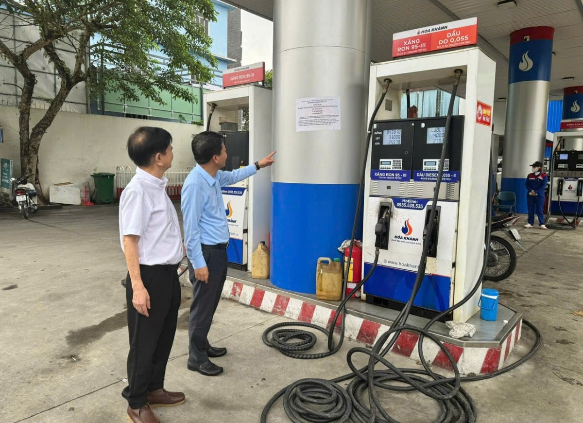 Xử phạt 3 thương nhân đầu mối vi phạm quy định dự trữ xăng dầu