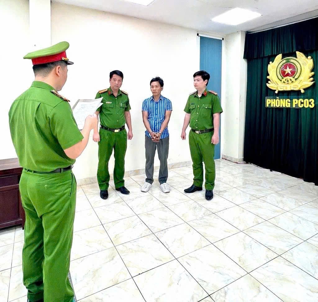 Đồng Nai: Phát hiện, bắt giữ đối tượng đổ trái phép 523 tấn chất thải