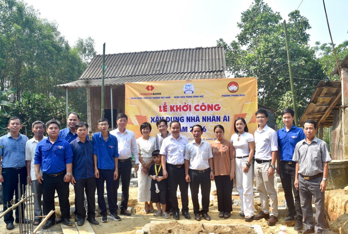 Lễ khởi công xây dựng “Nhà nhân ái” dành cho hộ gia đình có hoàn cảnh đặc biệt khó khăn tại phường Phong Điền,Tp. Huế