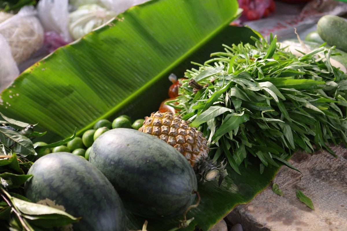 phiên chợ còn là nơi quảng bá các sản phẩm nông nghiệp