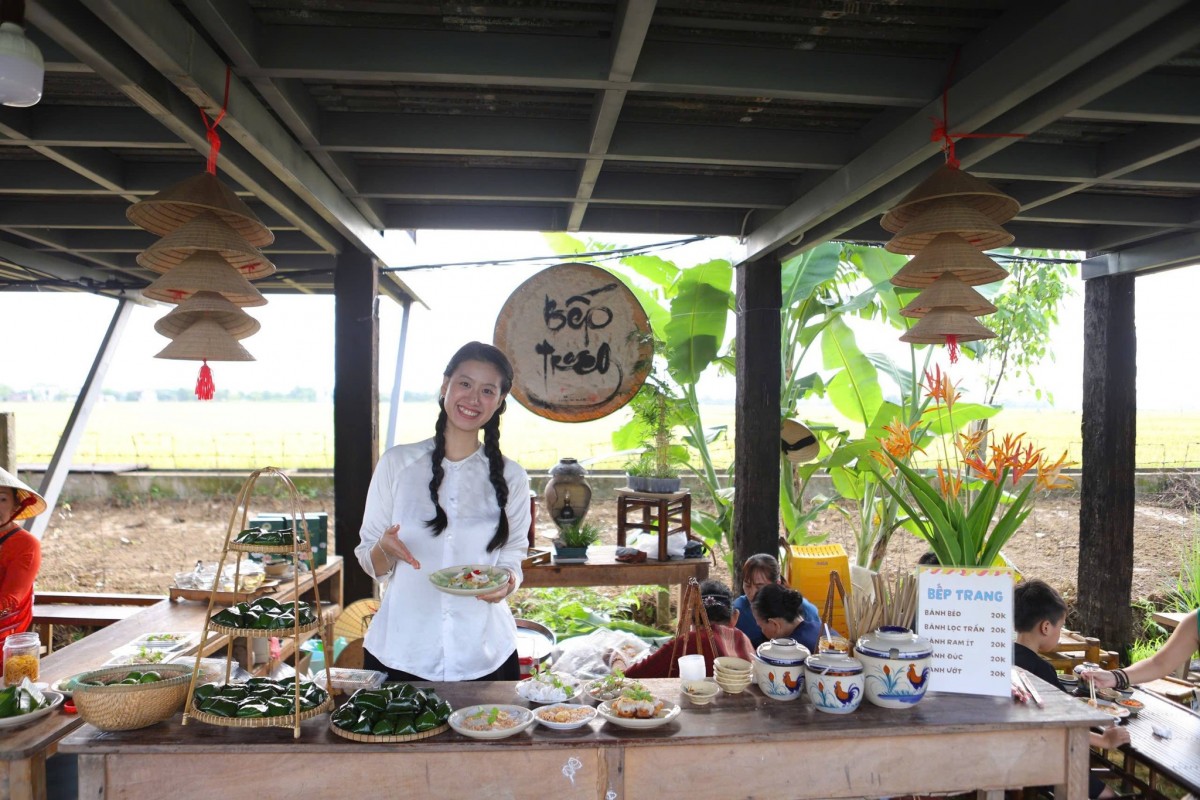 Phiên chợ quê “Mì xưa mì sớm” tái hiện sinh động đời sống làng quê Việt Nam.