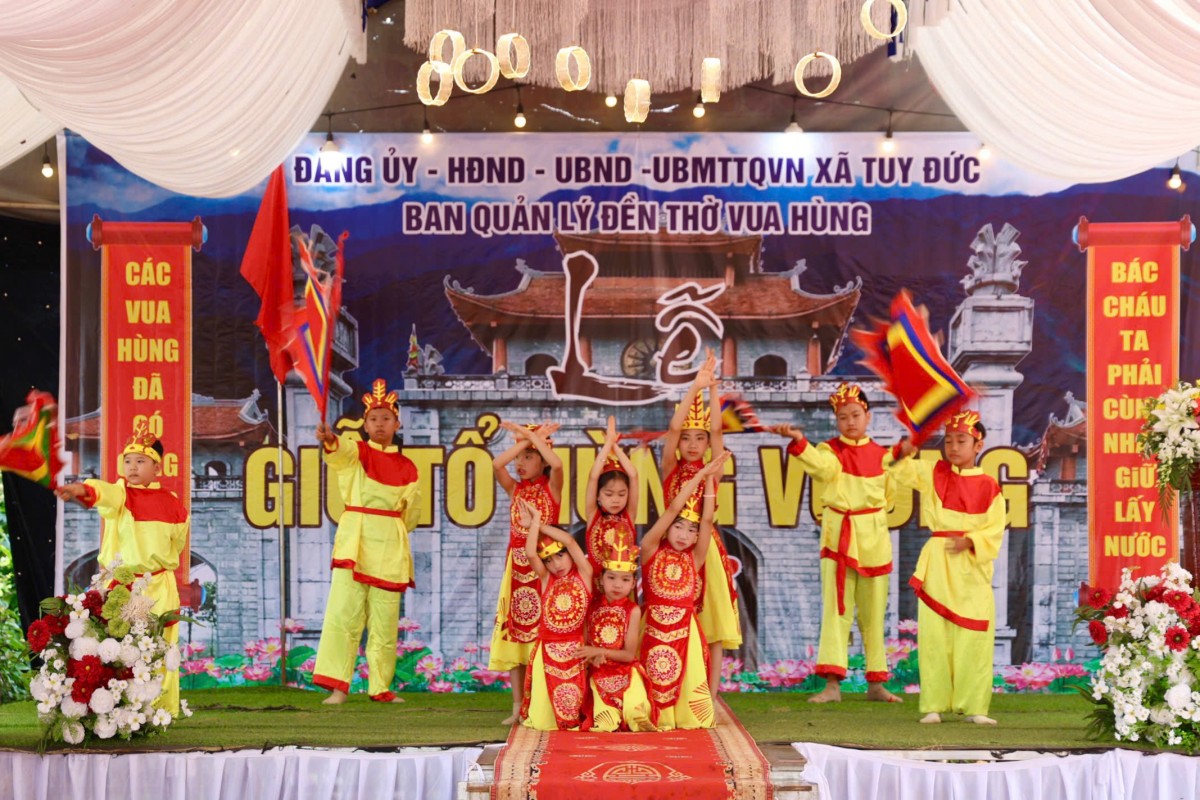 Lâm Đồng: Người dân xã biên giới Tuy Đức trang trọng tổ chức Giỗ Tổ Hùng Vương năm 2026