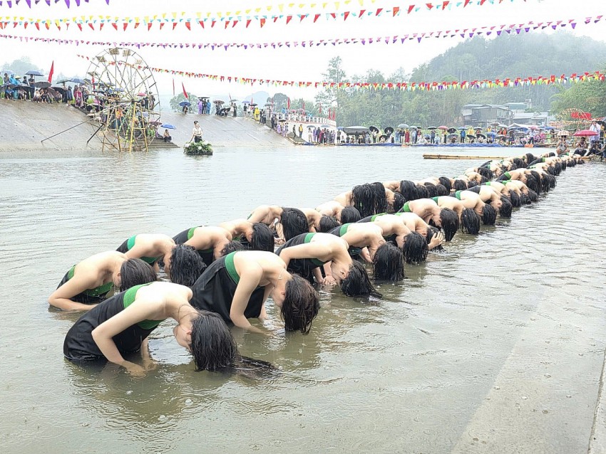 Vui hội “Then Kin Pang” - nét văn hóa độc đáo của người Thái trắng ở Lai Châu