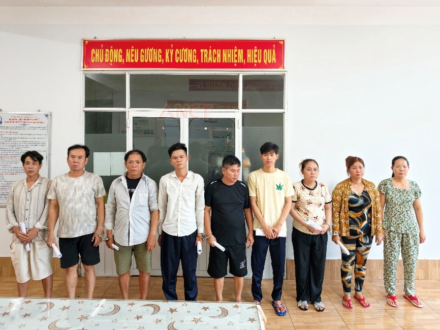 Cần Thơ: Triệt phá thêm băng nhóm dàn cảnh cướp giật tại khu vực Tân Huê Viên