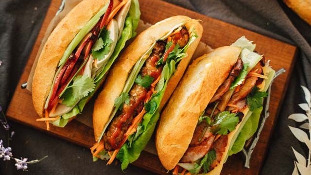 Quảng Trị: 68 người nhập viện nghi ngộ độc thực phẩm do ăn bánh mỳ
