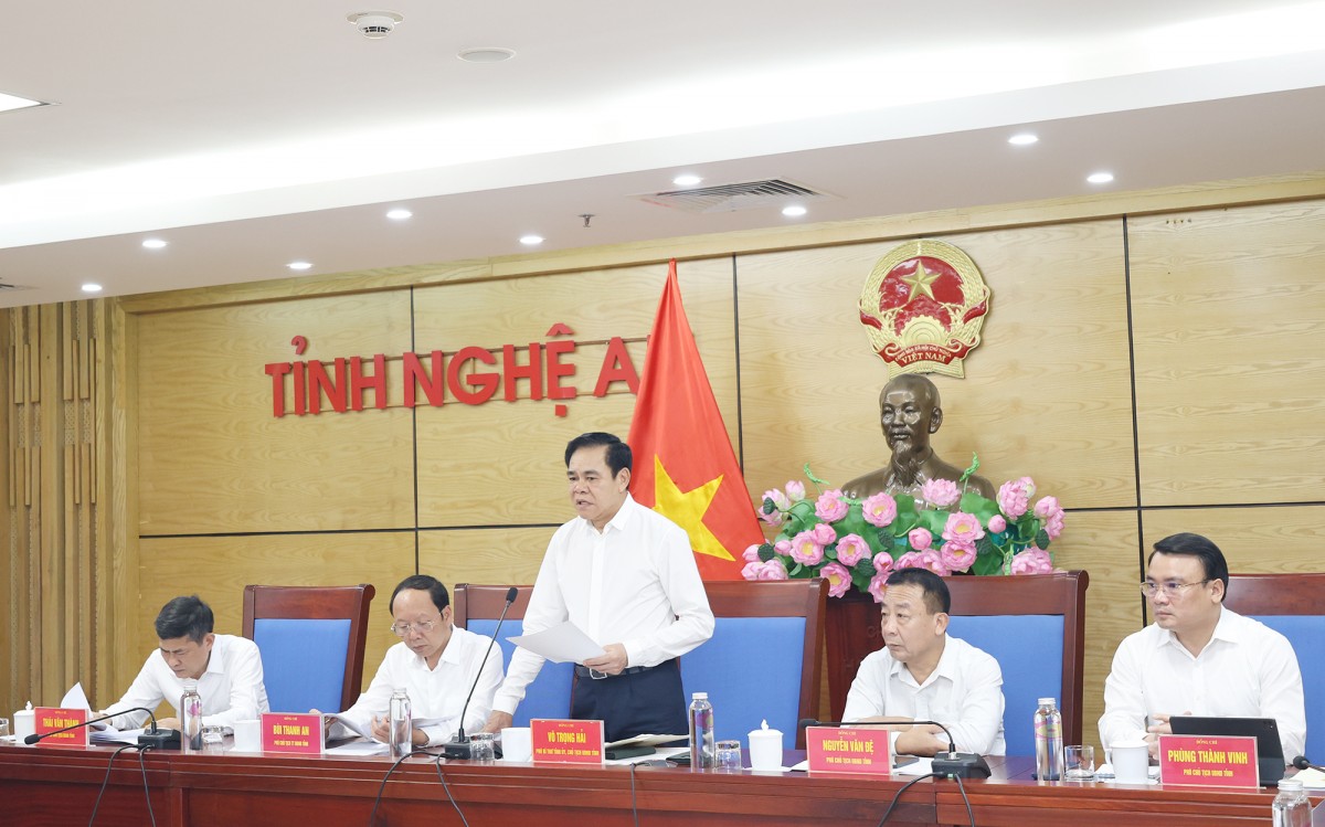 Nghệ An “tuýt còi” các nhà thầu yếu kém, đẩy nhanh giải ngân vốn đầu tư công