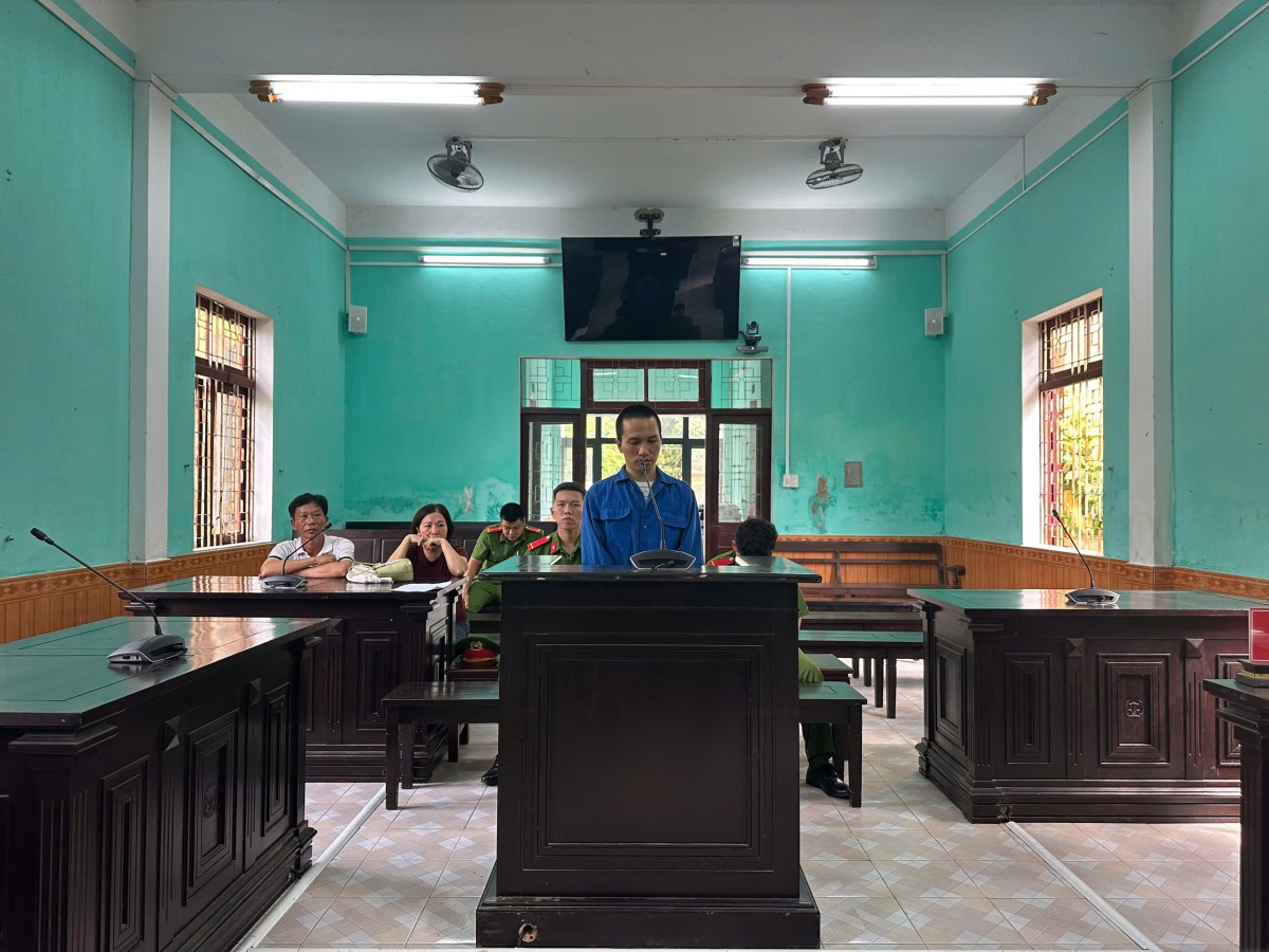 phiên toà xét xử