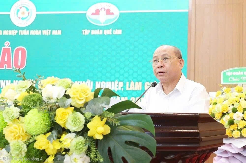 Khi người cao tuổi ‘thắp lửa’ kinh tế xanh