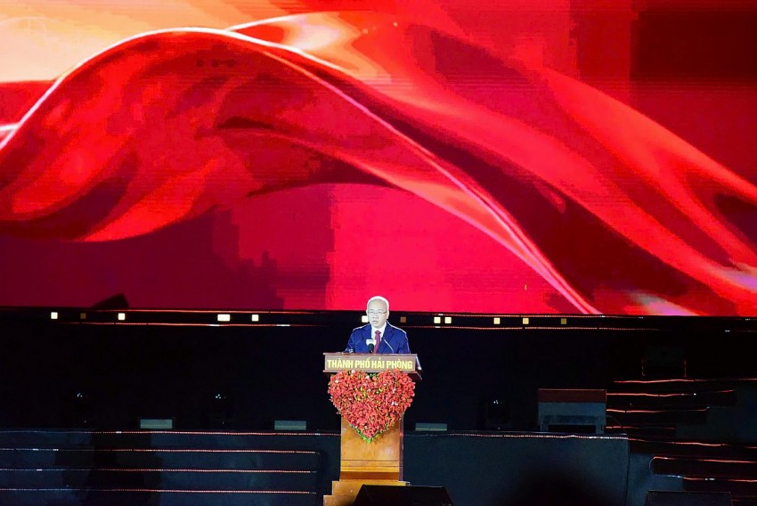 Hải Phòng – Hội tụ và Tỏa sáng: Đêm khai mạc Lễ hội Hoa Phượng Đỏ 2026 đầy khát vọng