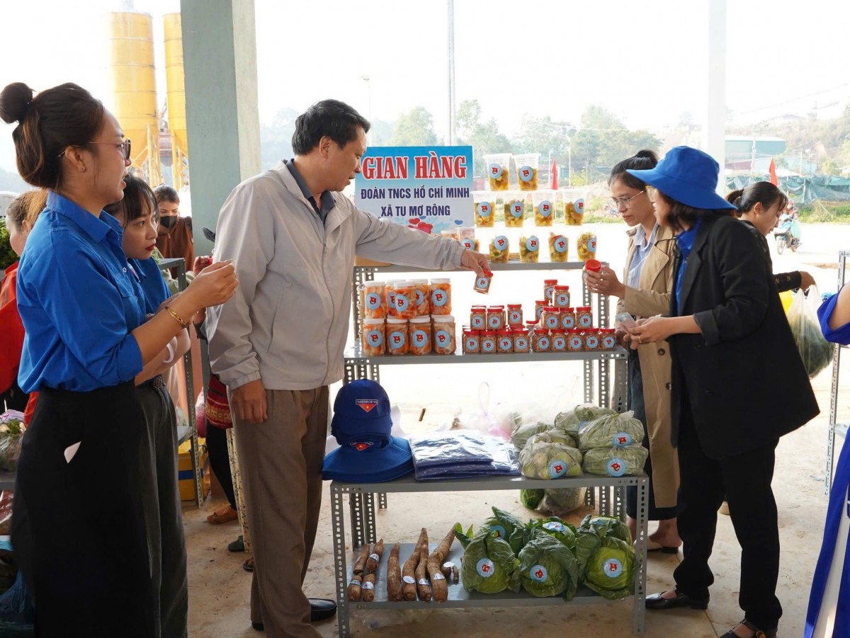 Quảng Ngãi: Thanh niên vùng cao tranh tài kỹ năng số, nông dân thi sản xuất bền vững