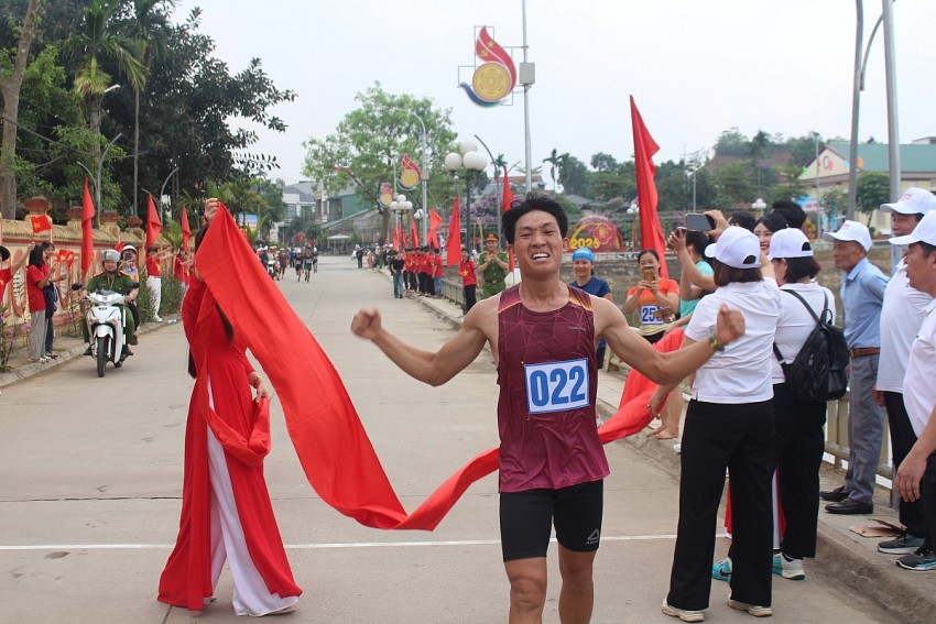 Sôi nổi giải chạy việt dã mở rộng phường Nam Cường năm 2026