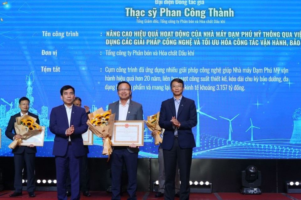 PVFCCo - Phú Mỹ “thắng giải” Khoa học và Công nghệ Dầu khí Việt Nam với giá trị làm lợi 3.157 tỷ đồng