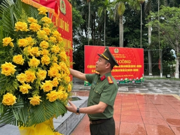 Thanh tra Công an tỉnh Đắk Lắk báo công tại Khu di tích lịch sử Nha Công an Trung ương