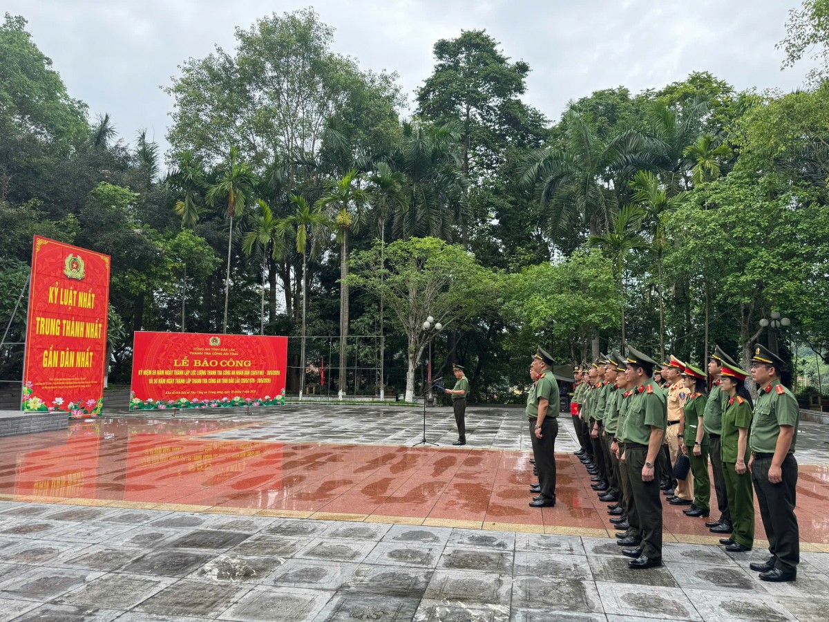 Thanh tra Công an tỉnh Đắk Lắk báo công tại Khu di tích lịch sử Nha Công an Trung ương