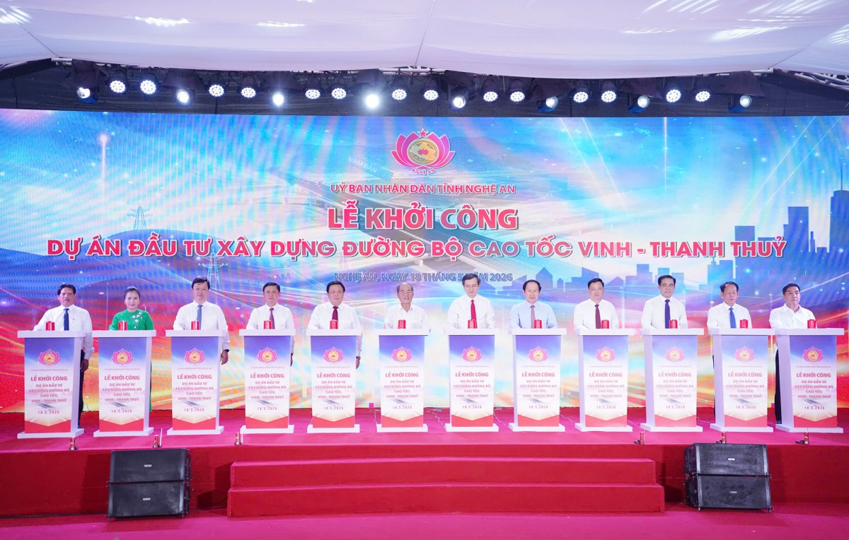 Khởi công dự án cao tốc Vinh – Thanh Thuỷ gần 24.000 tỷ đồng