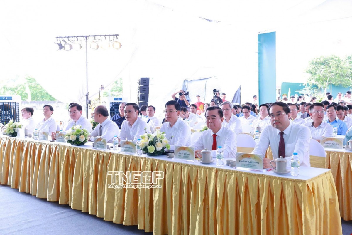 Khởi công tổ hợp sản xuất chè công nghệ cao và sân golf Quân Chu