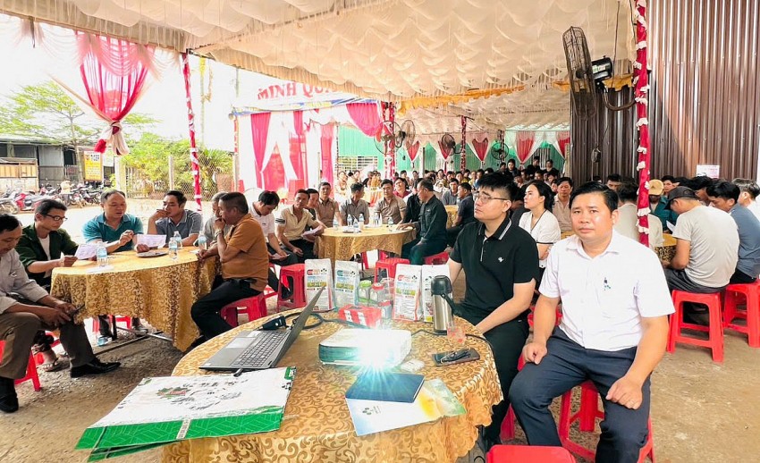 Supe Lâm Thao đưa giải pháp dinh dưỡng cây trồng đến nhà vườn Lâm Đồng
