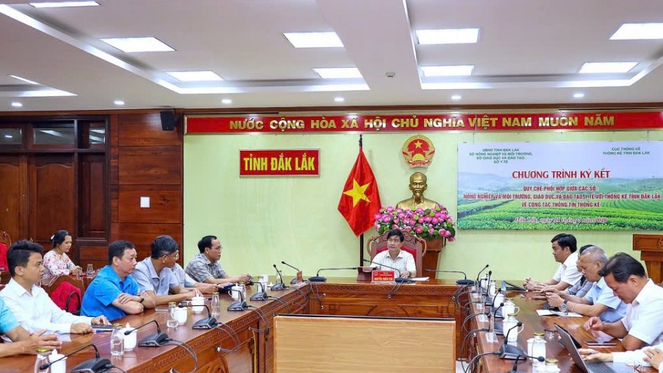 Đắk Lắk ký kết quy chế phối hợp, chia sẻ thông tin thống kê giữa các sở, ngành