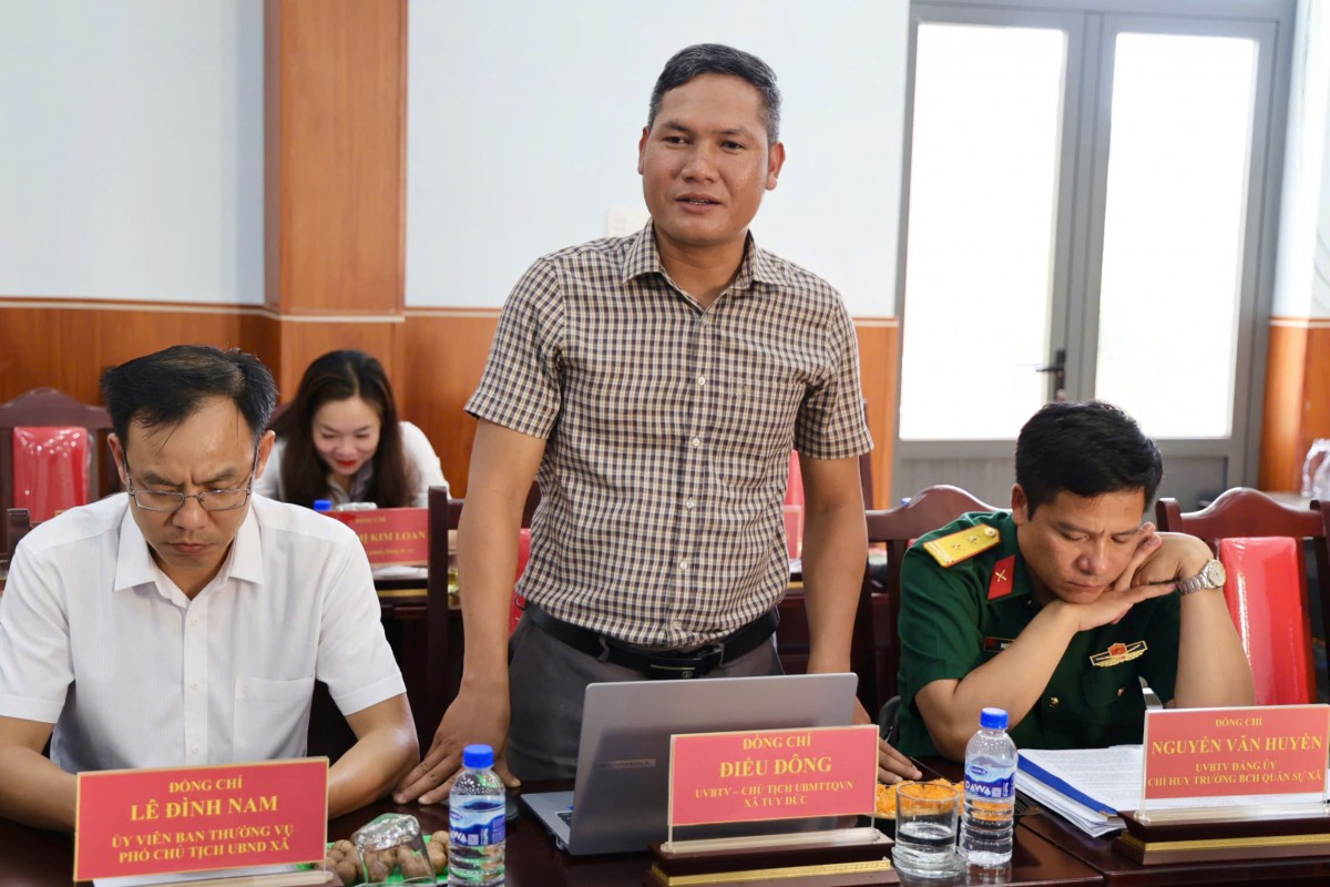 Đoàn đại biểu HĐND xã Hòa Long, tỉnh Đồng Tháp trao đổi kinh nghiệm tại xã Tuy Đức, Lâm Đồng
