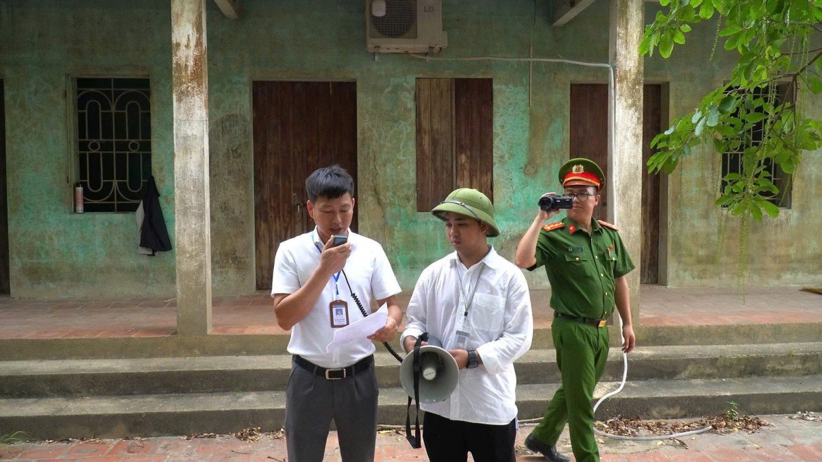 Hà Nội: Xã Trung Giã quyết liệt xử lý vi phạm đất đai, cưỡng chế 6 trường hợp xây dựng trái phép