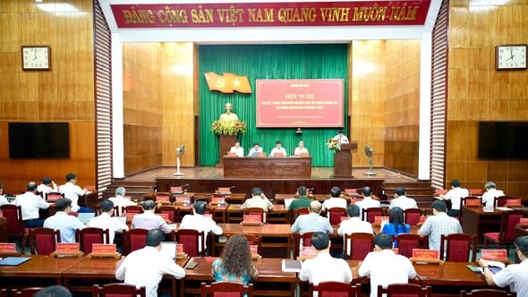 chính quyền địa phương