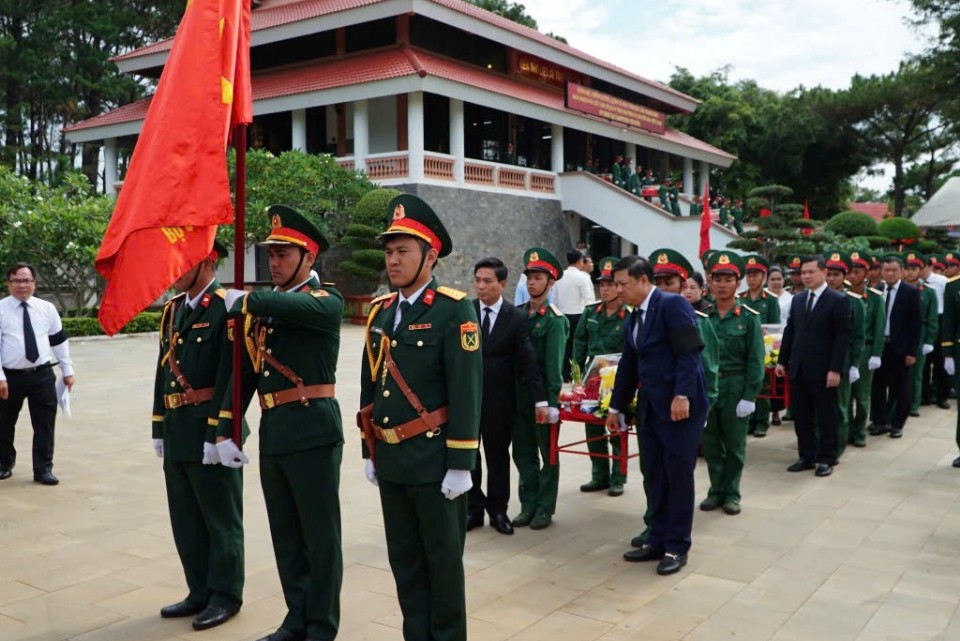 Đắk Lắk trang trọng đón nhận 27 hài cốt liệt sĩ hy sinh tại Campuchia trở về đất mẹ