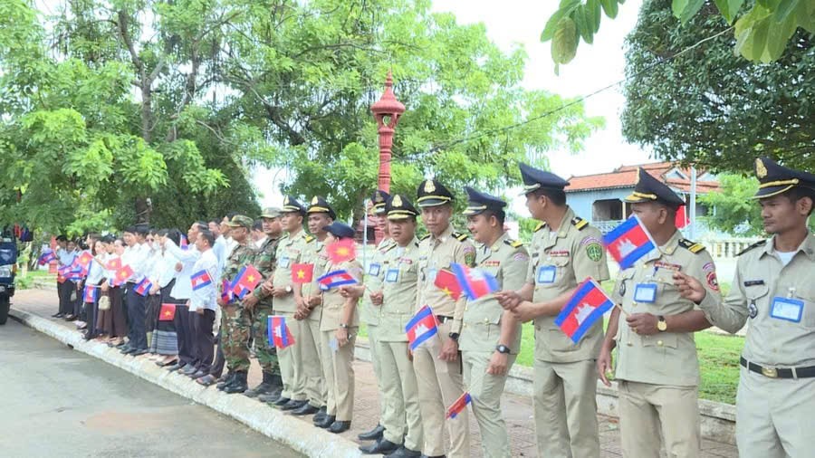 Gia Lai: Trang trọng tổ chức lễ tiễn và bàn giao hài cốt liệt sĩ hy sinh tại Campuchia