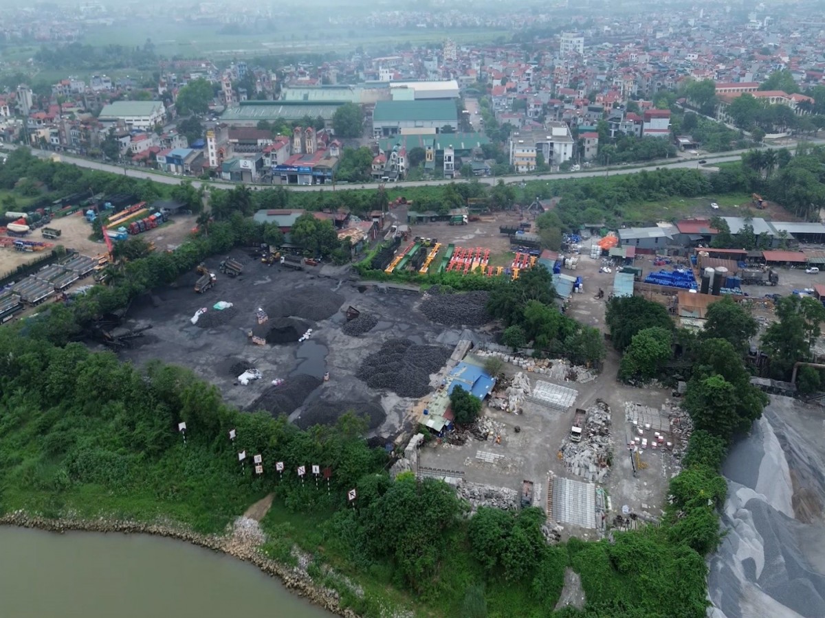 Nghịch lý xanh bên dòng sông Đuống