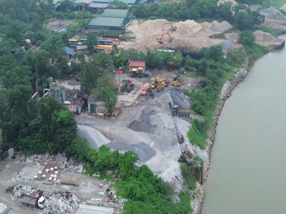 Nghịch lý xanh bên dòng sông Đuống