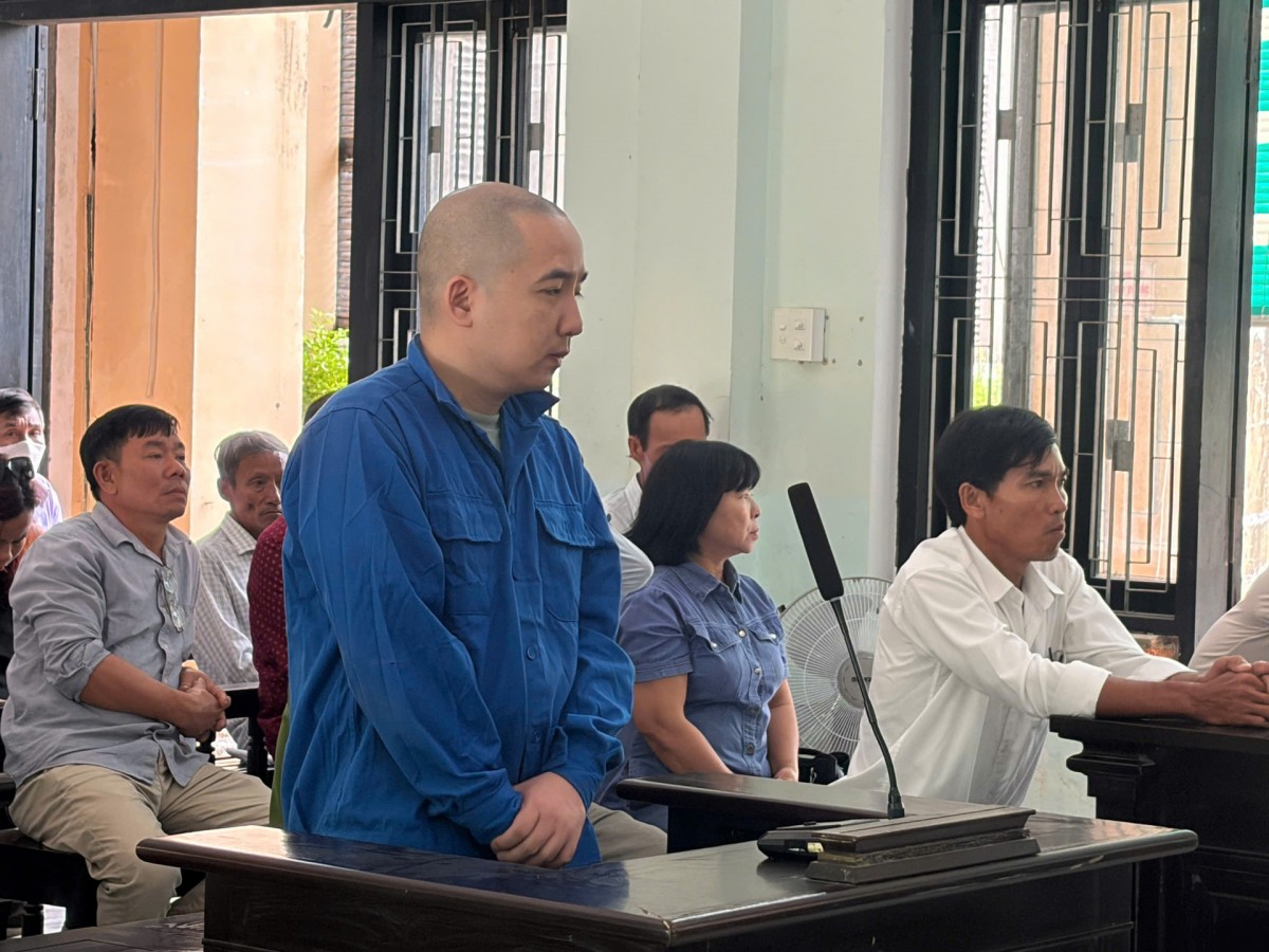 phiên toà xét xử