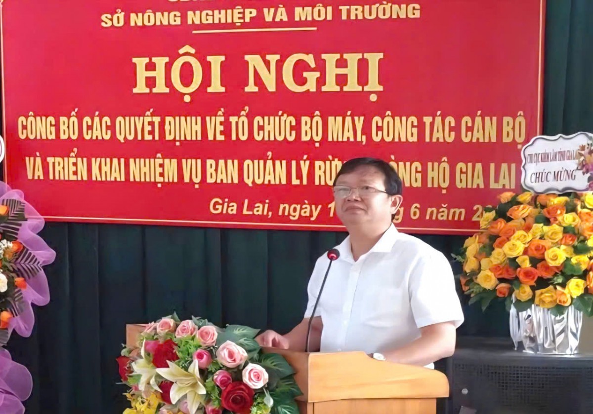 Công bố quyết định về tổ chức bộ máy và cán bộ Ban Quản lý rừng phòng hộ Gia Lai