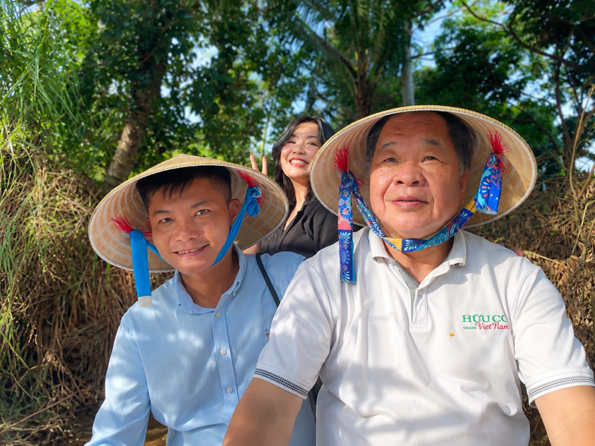 Đàn kiến vàng 