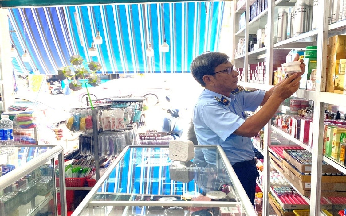TP.HCM tiêu hủy 1.622 mỹ phẩm không rõ nguồn gốc, xử phạt hai cơ sở 44,5 triệu đồng