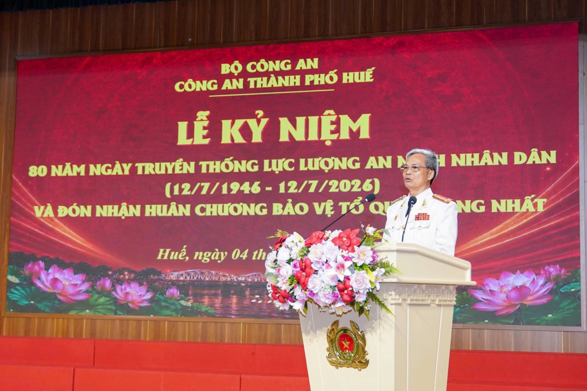 Lực lượng An ninh CATP Huế tiếp nối truyền thống vẻ vang 80 năm xây dựng, trưởng thành