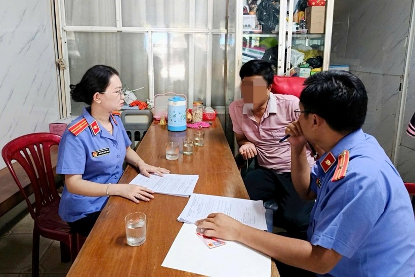 xác minh sự việc