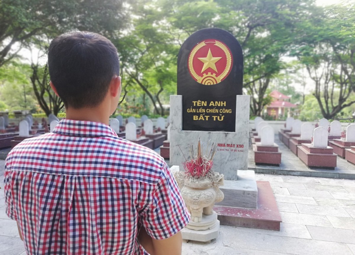 ngôn ngữ đầy đủ