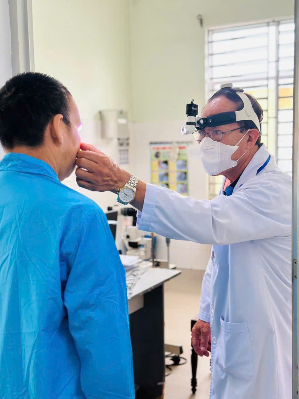 TP Đà Nẵng: Khám sức khỏe miễn phí tại Trung tâm Điều dưỡng người tâm thần Quảng Nam