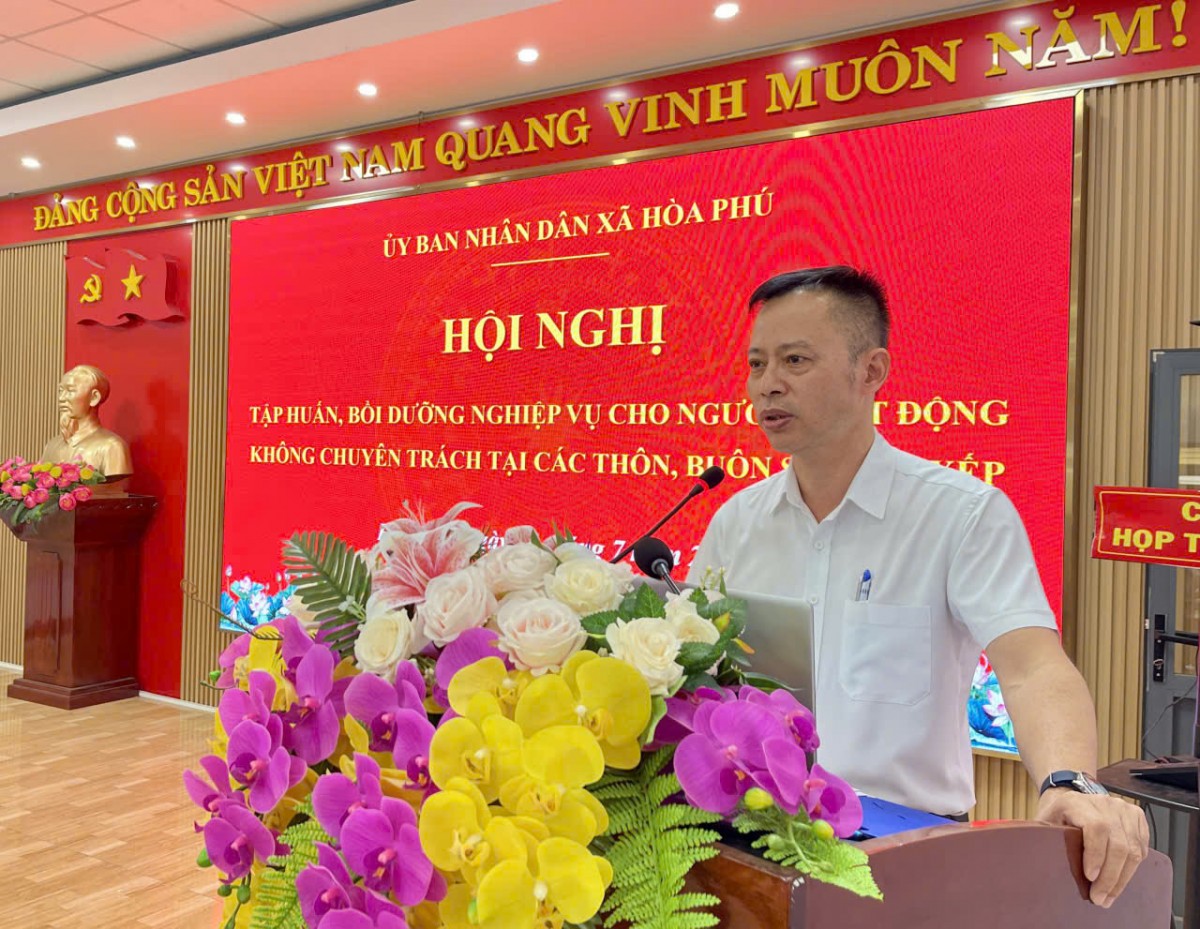 Đắk Lắk: Xã Hòa Phú tập huấn, bồi dưỡng lớp nghiệp vụ cho cán bộ thôn, buôn sau sắp xếp