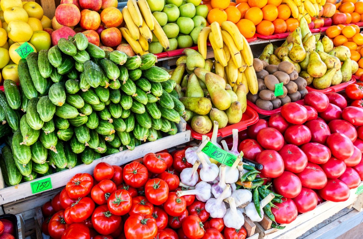 Kyrgyzstan reports higher imports of cucumbers, tomatoes, bananas, and apples