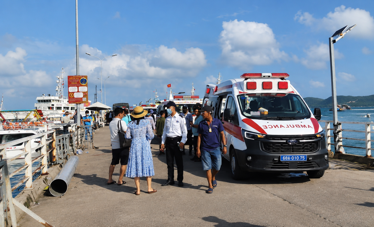 Thủ tướng chỉ đạo khẩn trương khắc phục hậu quả vụ lật ca nô tại Phú Quốc
