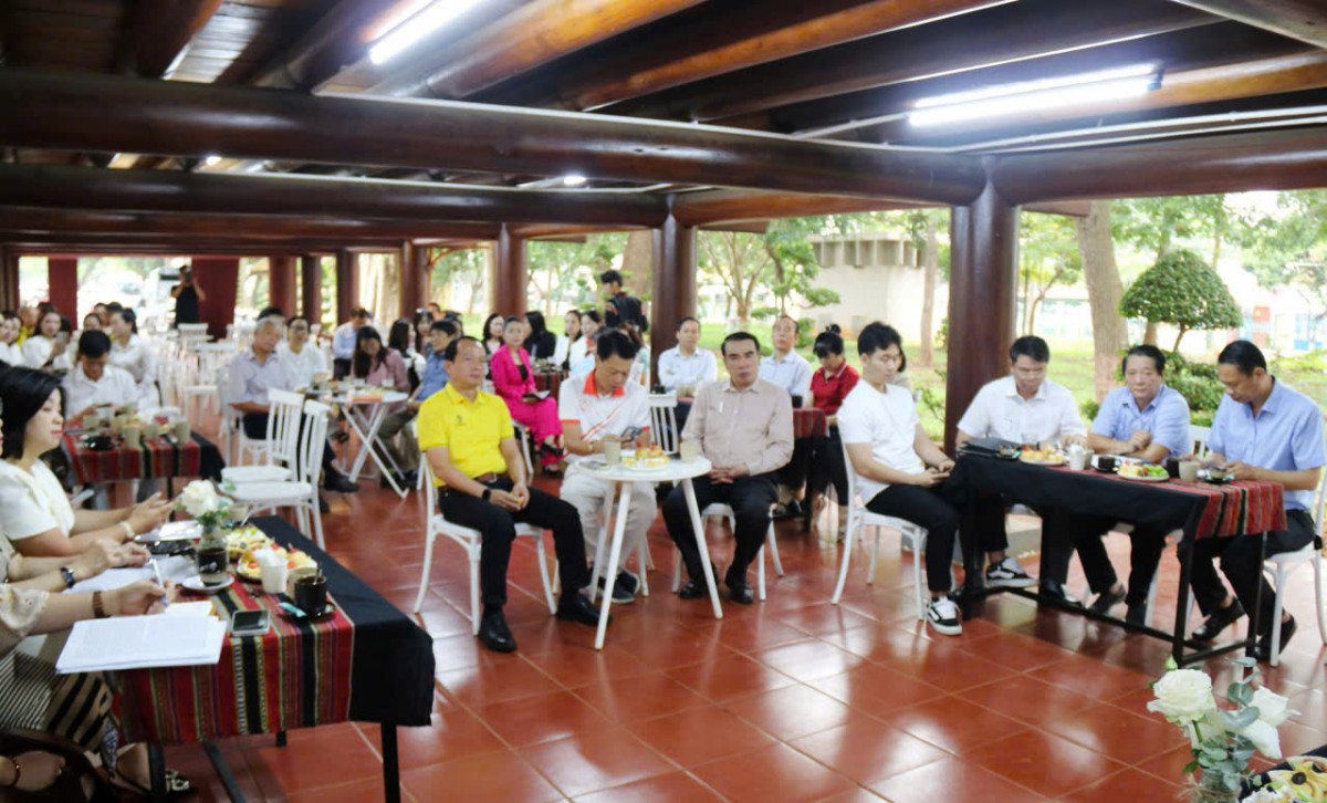 “Cà phê doanh nhân” lan tỏa văn hóa phát triển, động lực tăng trưởng kinh tế hai con số
